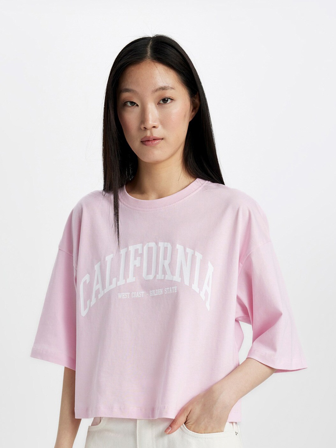 

DeFacto Women Solid Typography Printed Oversized T-shirt, Pink