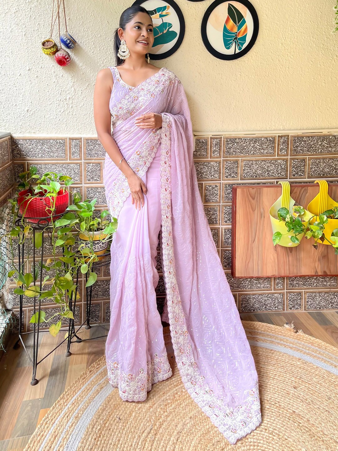 

Mitera Embellished Sequinned Poly Georgette Saree, Mauve