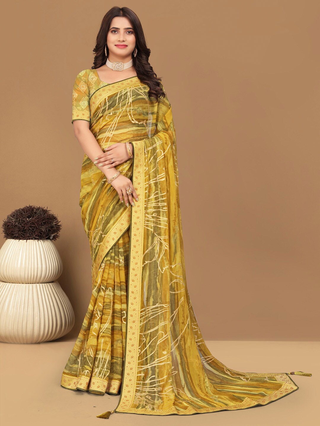 

Mitera Zari Abstract Pure Georgette Designer Saree, Yellow