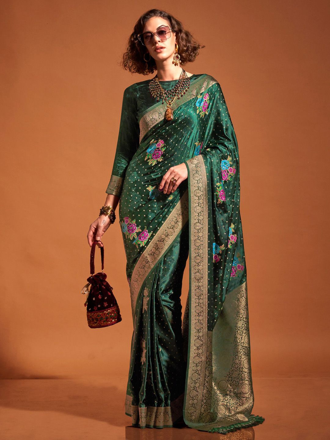 

Mitera Ethnic Motifs Zari Satin Banarasi Saree With Blouse Piece, Green