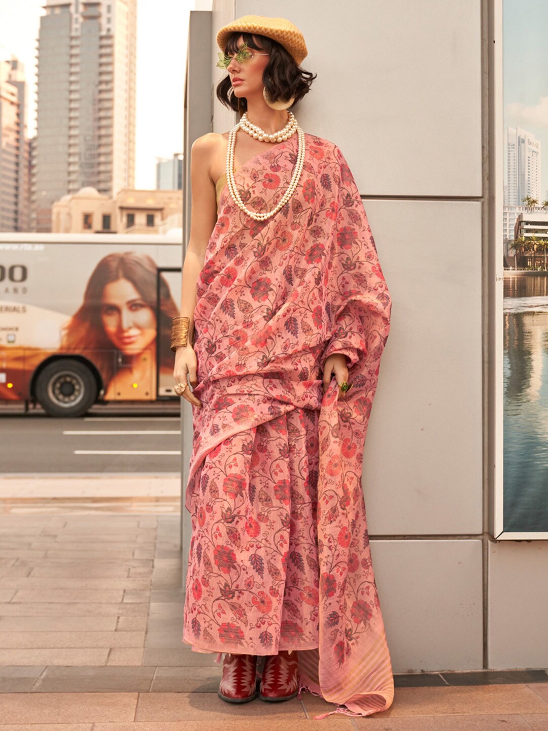 

Mitera Floral Tissue Saree, Pink