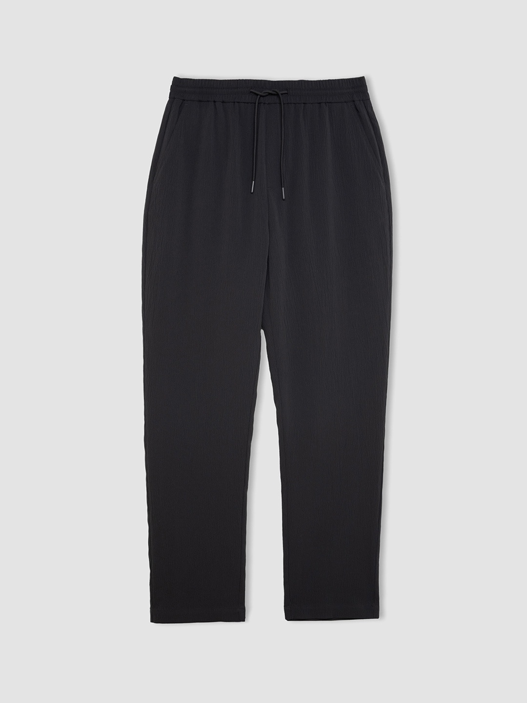 

DeFacto Men Mid-Rise Trousers, Black