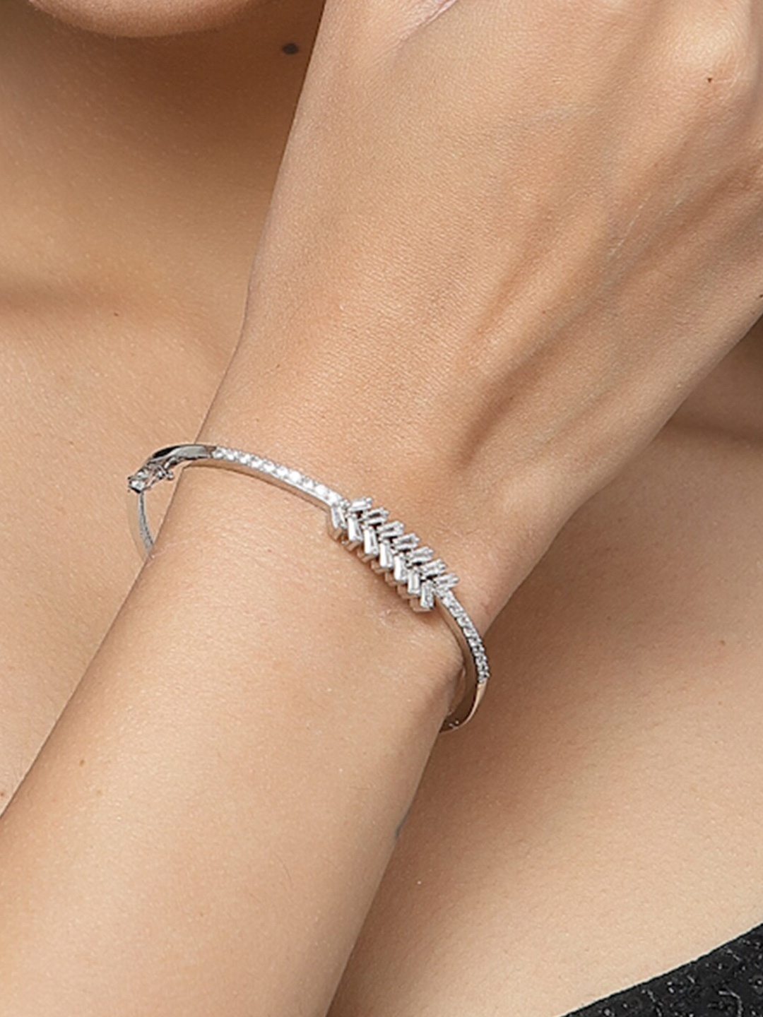 

DressBerry Silver-Toned Rhodium-Plated American Diamond Studded Kada Bracelet