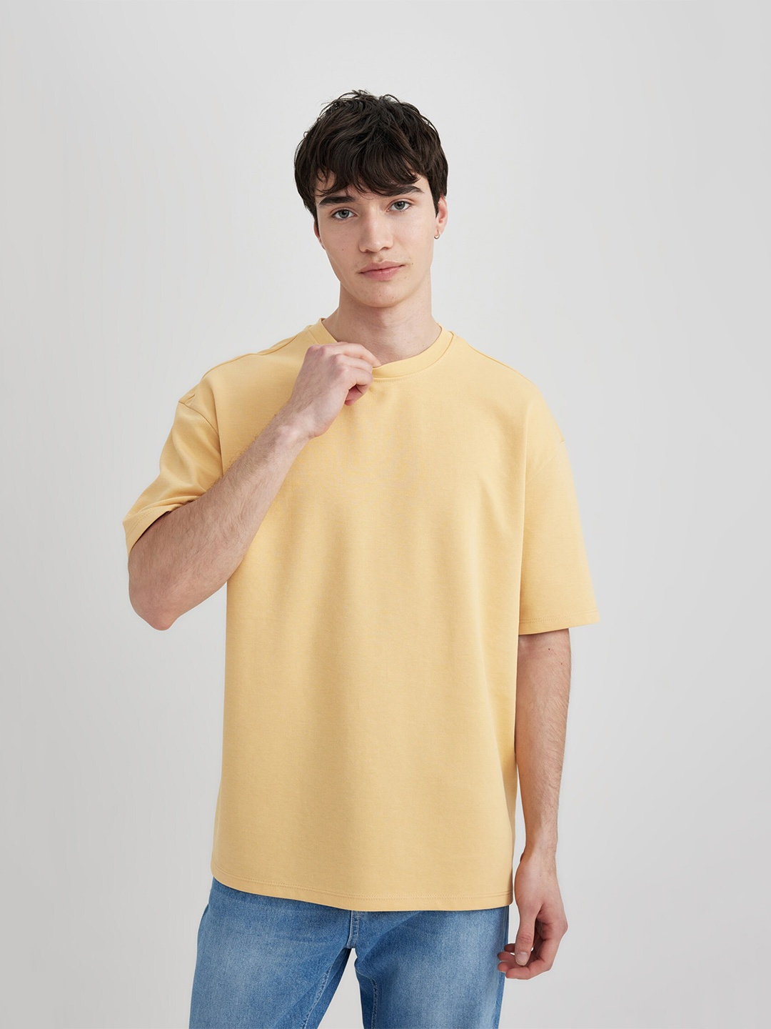 

DeFacto Men Pockets T-shirt, Na