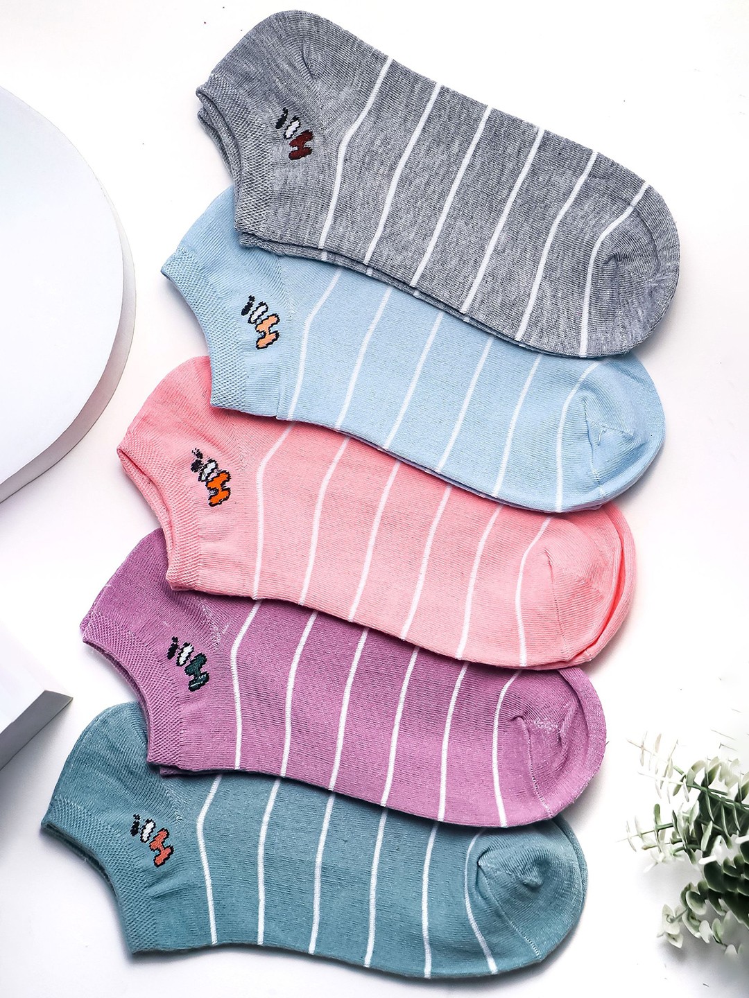 

Brauch Women Pack Of 5 Assorted Striped Cotton Ankle-Length Socks