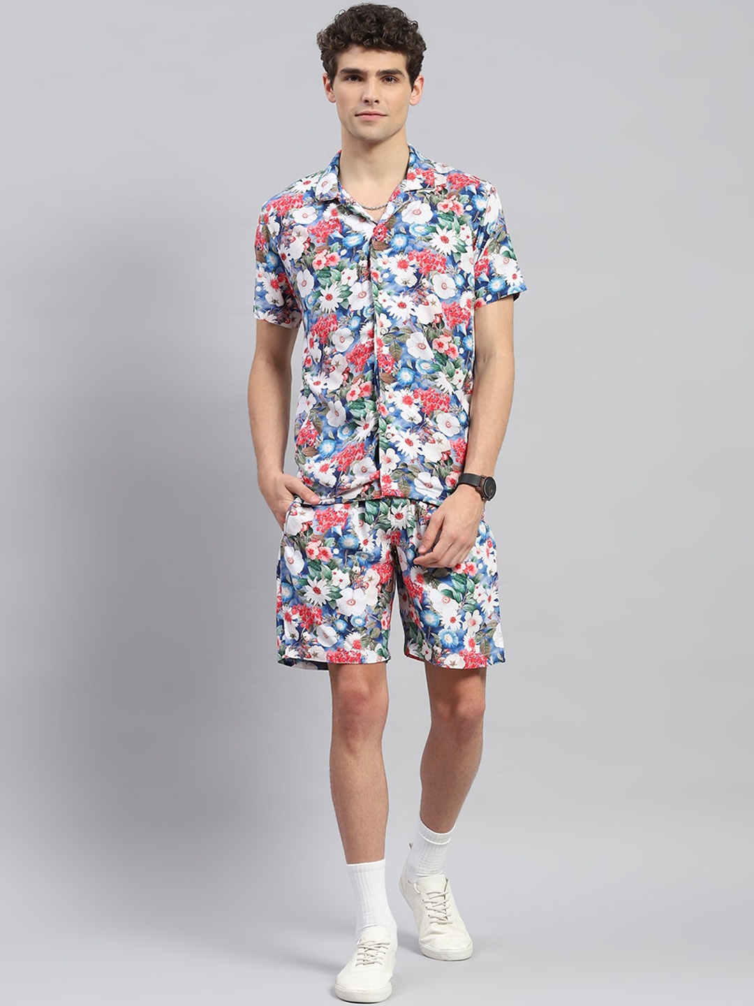 

Monte Carlo Floral Printed Spread Collar Casual Shirt With Shorts, Blue