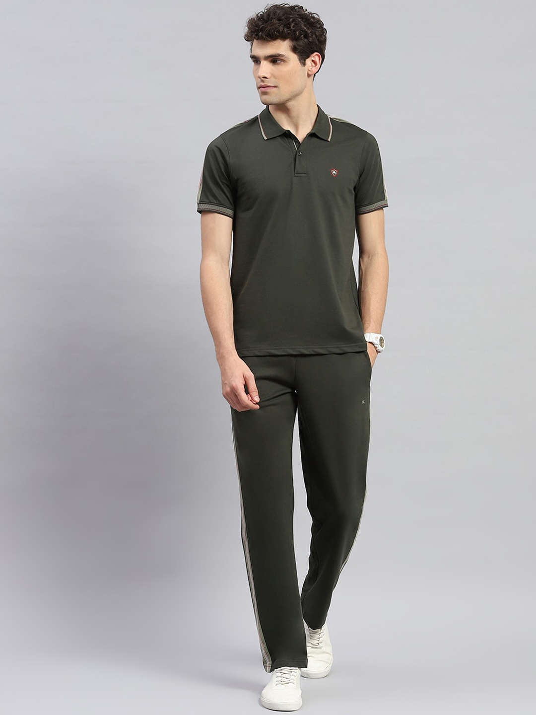 

Monte Carlo Polo Collar Short Sleeves T-shirt With Trousers, Olive
