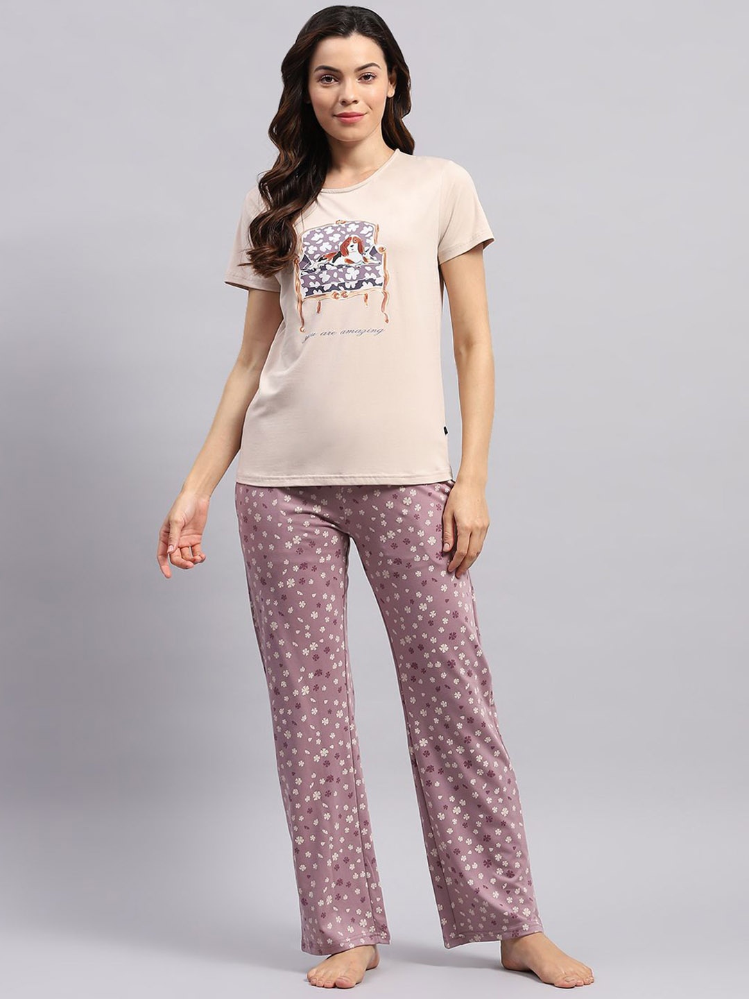 

Monte Carlo Graphic Printed Night Suit, Beige