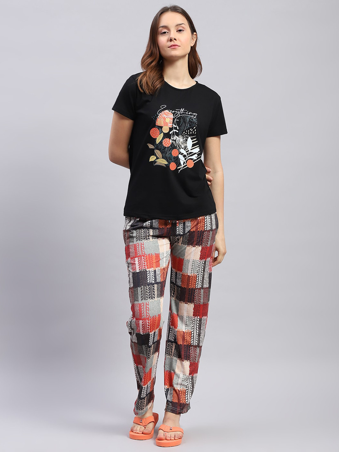 

Monte Carlo Graphic Printed Night Suit, Black