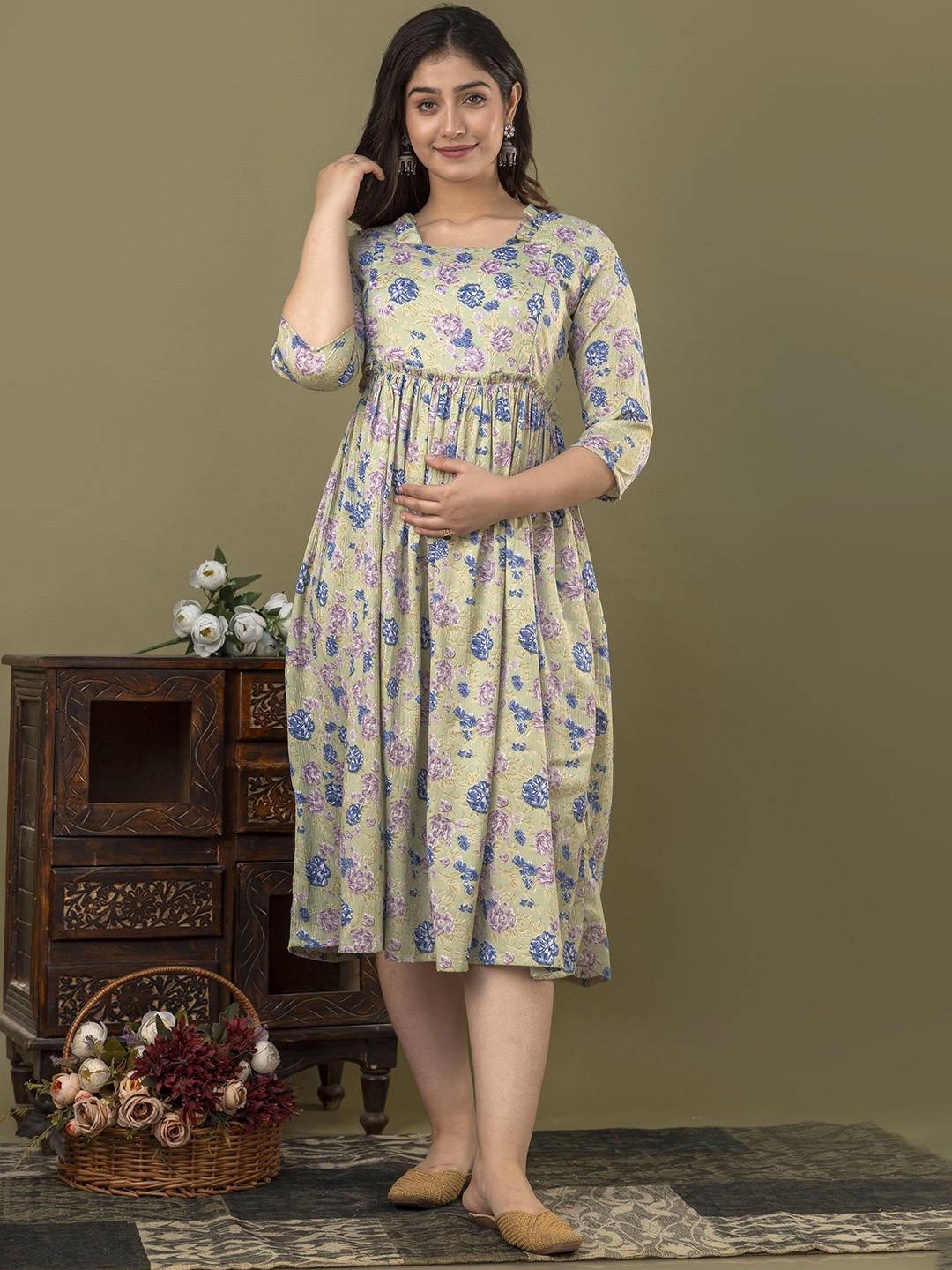 

CELEBRAVO Floral Printed Fit & Flare Maternity Ethnic Dress, Green