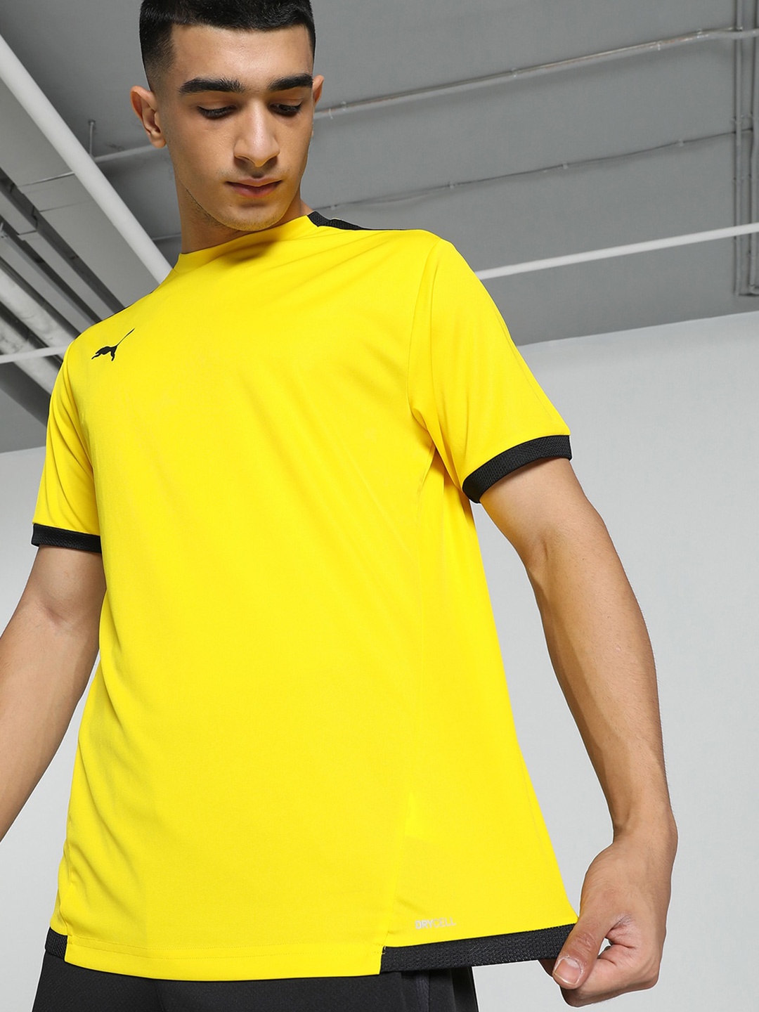 

Puma Men's steamLIGA Solid Jersey T-Shirt, Yellow