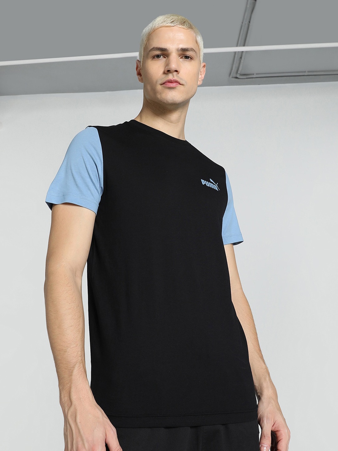 

Puma Mens Solid Cotton Slim Fit T-Shirt, Black