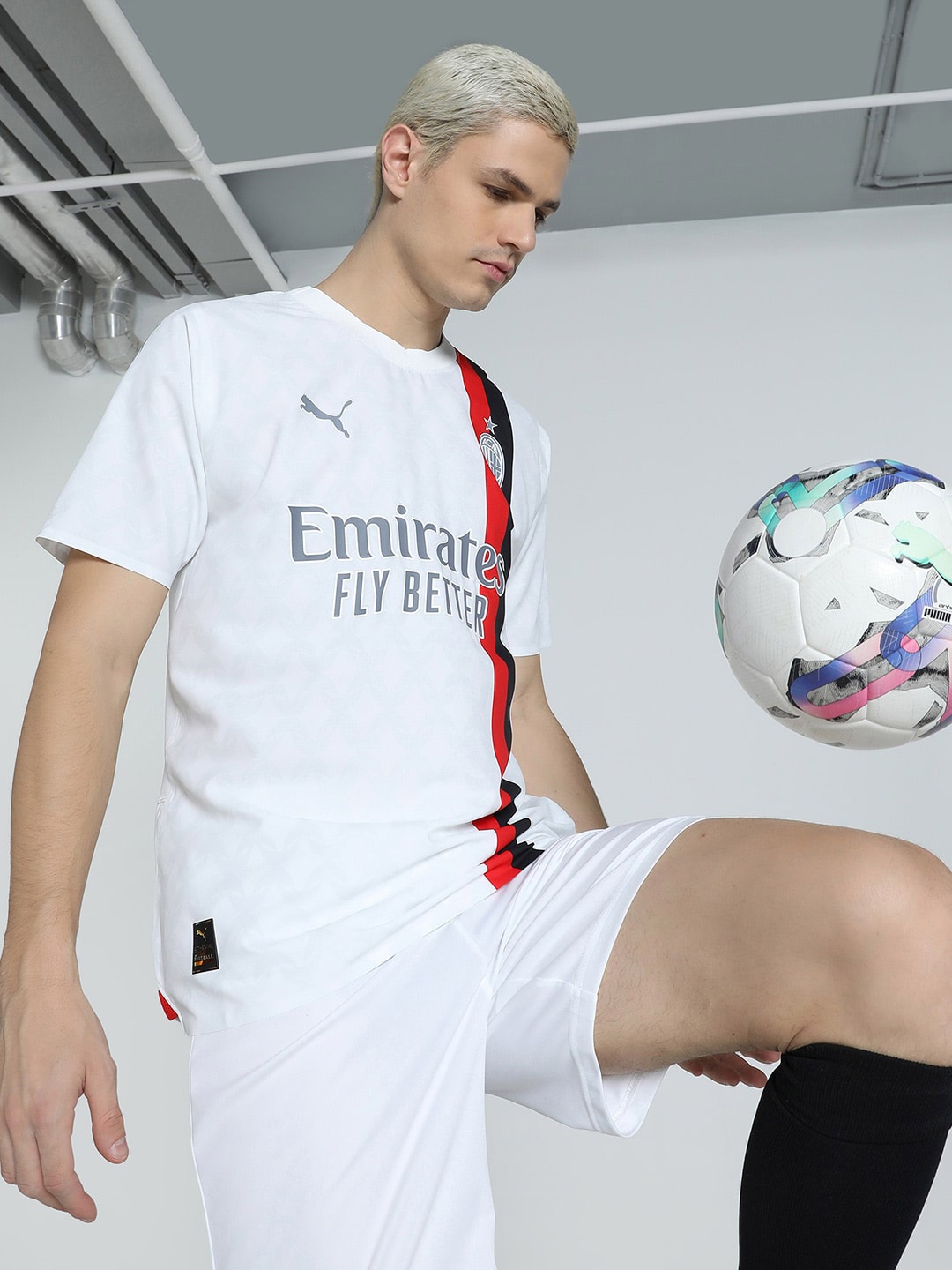 

Puma AC Milan 23/24 Away Authentic Football Jersey Tshirt, White