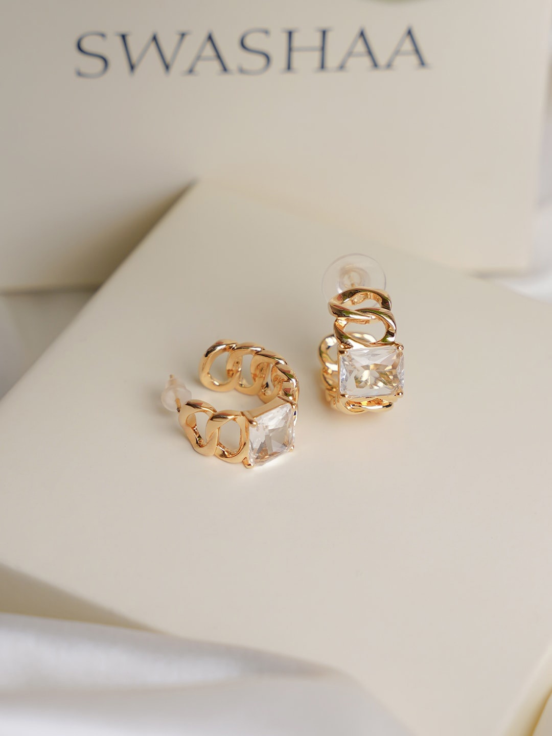 

SWASHAA 18K Gold-Plated Stainless Steel Contemporary Studs Earrings