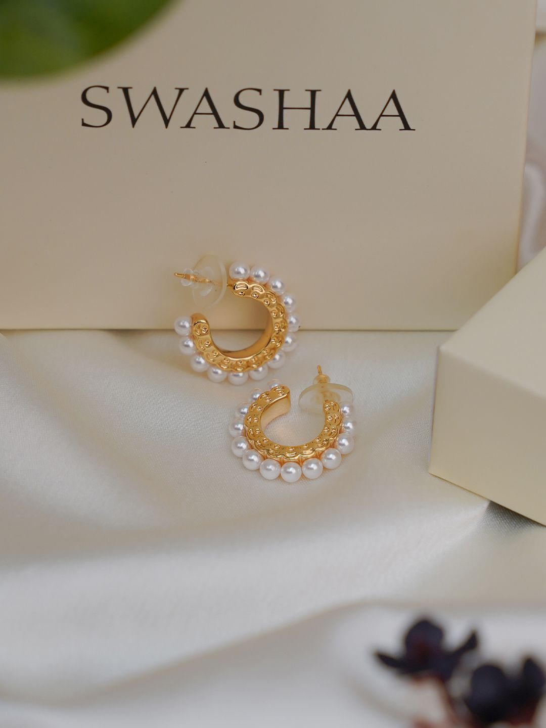 

SWASHAA 18K Gold-Plated Stainless Steel Contemporary Studs Earrings