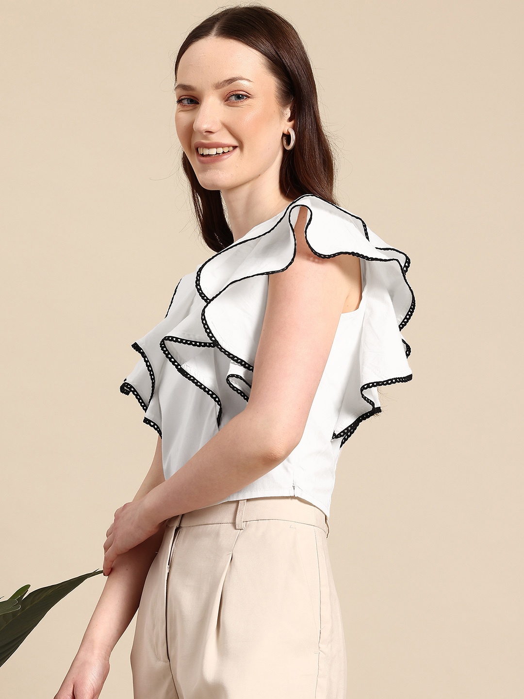 

Mast & Harbour Flutter Sleeve Ruffled Cotton Top, White