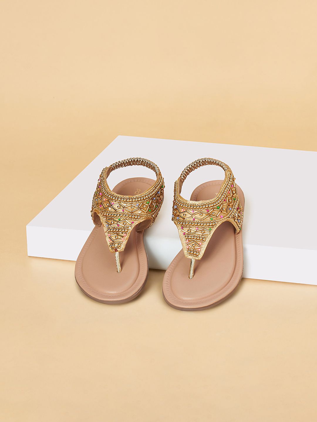 

Pantaloons Junior Girls Embellished Party T-Strap Flats, Gold