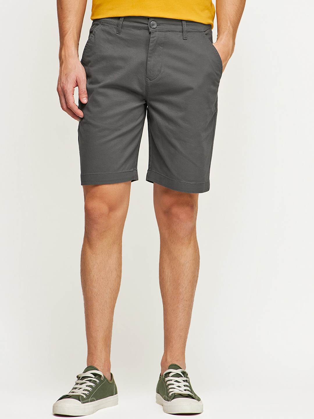 

Red Flame Men Solid Mid-Rise Regular Fit Chino Shorts, Grey
