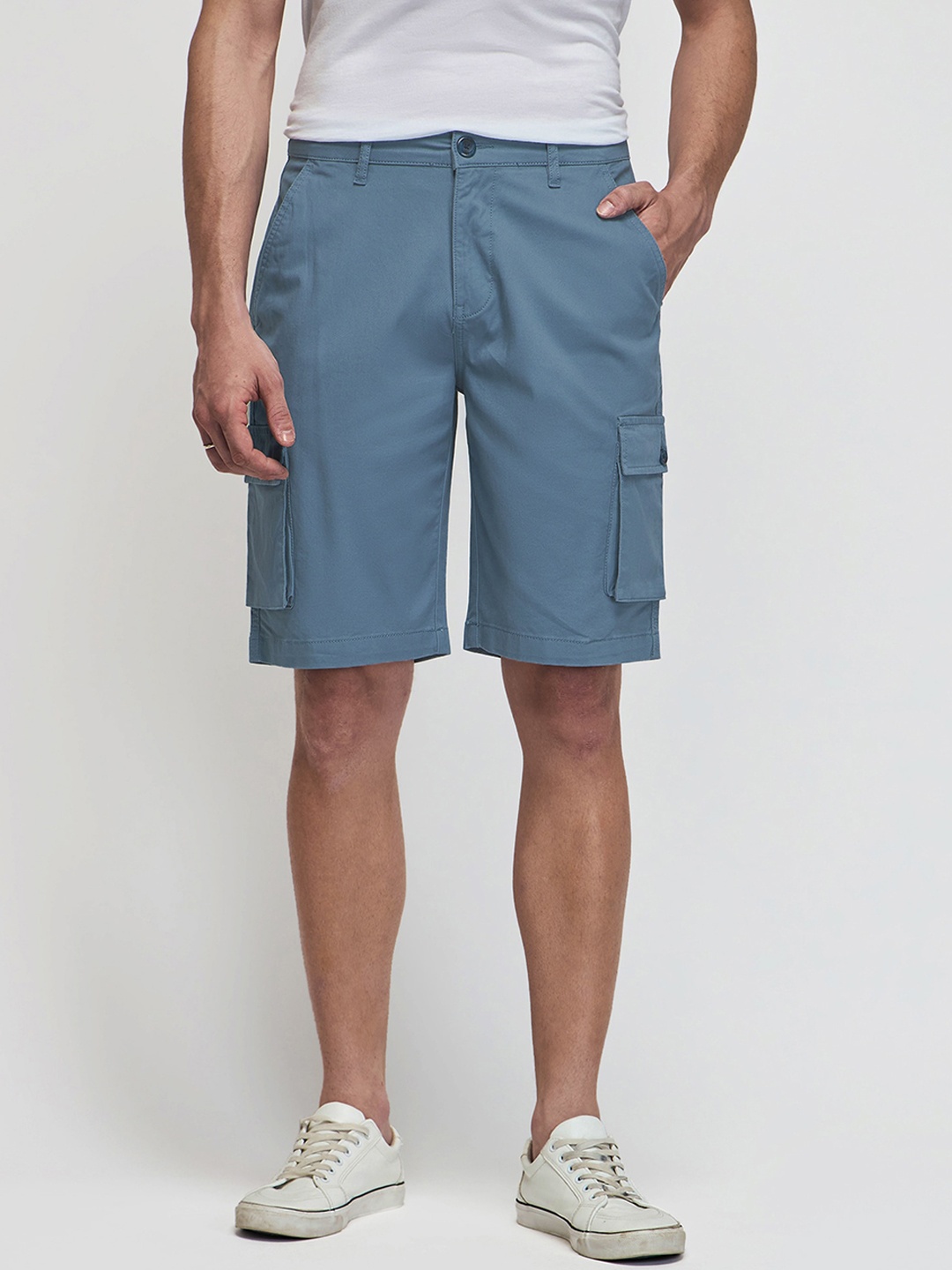 

Red Flame Men Mid Rise Cargo Shorts, Blue