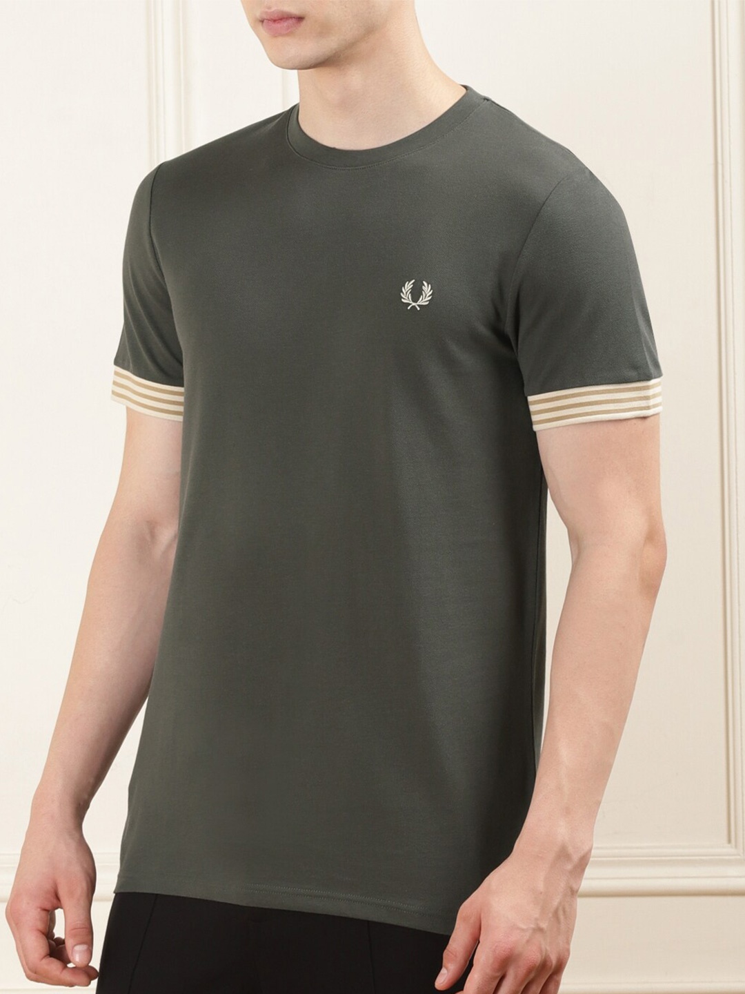 

Fred Perry Men Round Neck T-shirt, Green