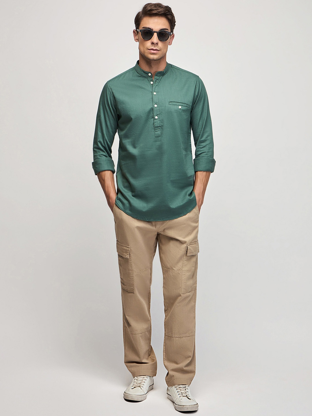 

Red Flame Mandarin Collar Full Sleeve Pure Cotton Kurta, Green