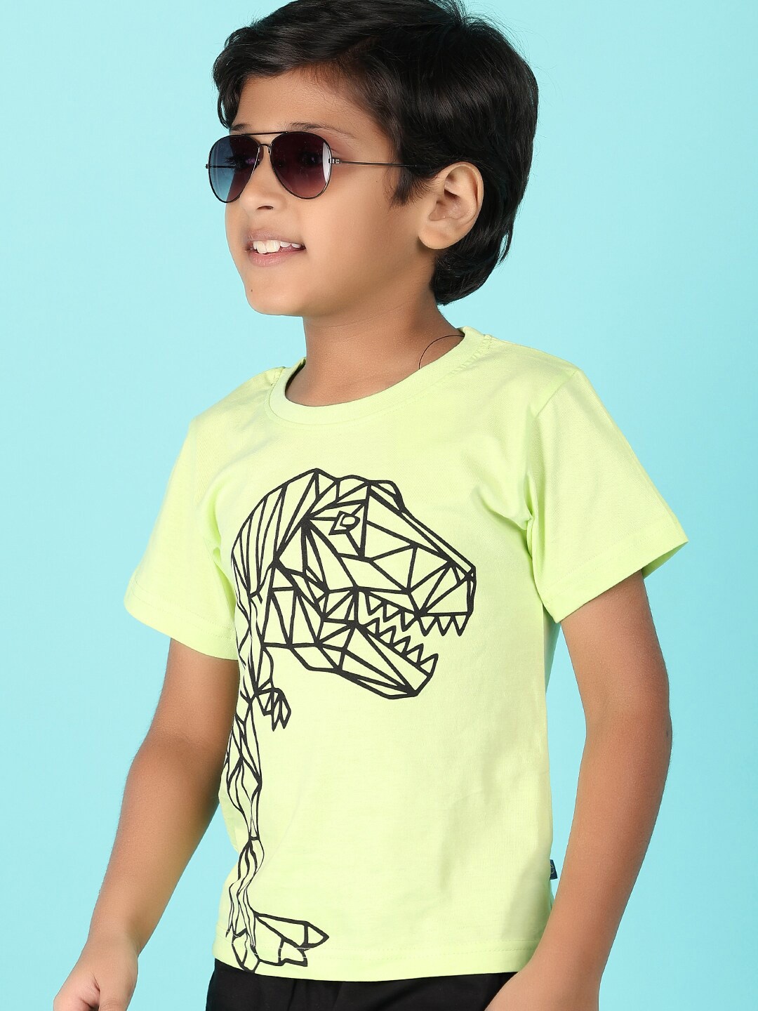 

V-Mart Boys Printed Pure Cotton T-shirt with Shorts, Green