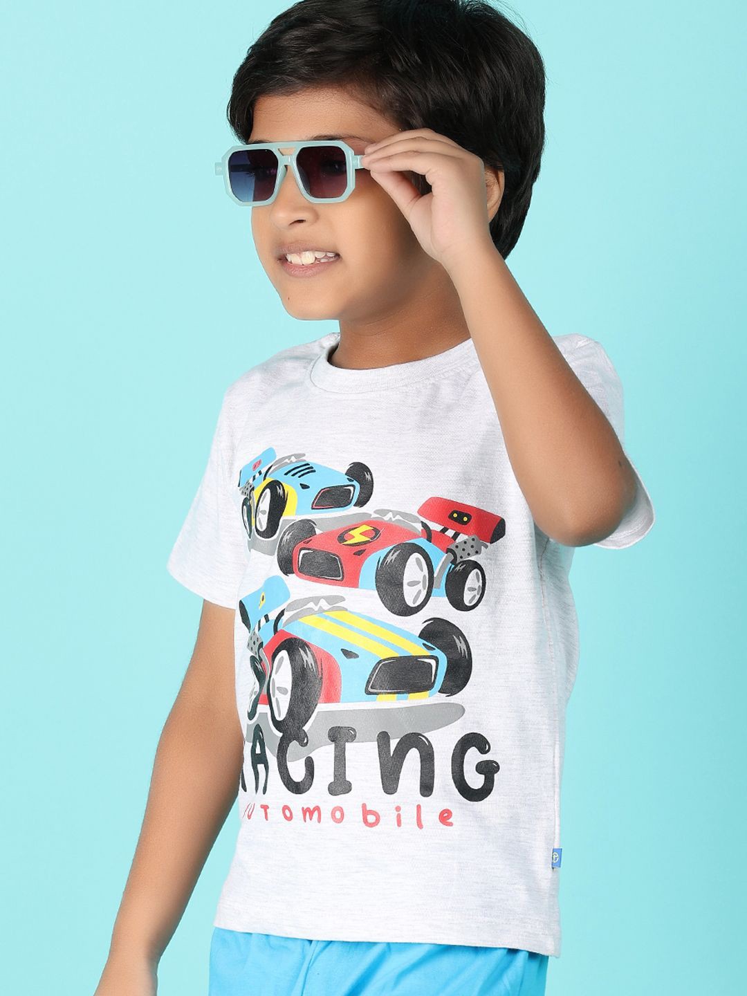 

V-Mart Boys Printed Pure Cotton T-shirt with Shorts, Grey