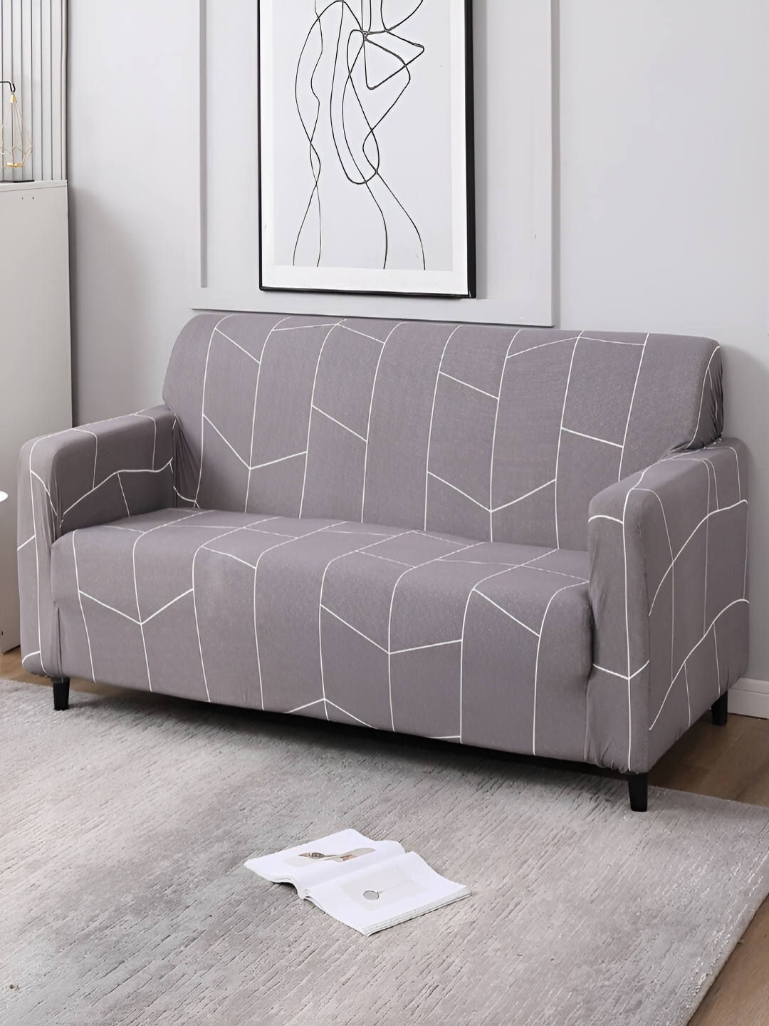 

HOKIPO Grey & White Printed 3 Seater Elasticated Sofa Cover With Arms