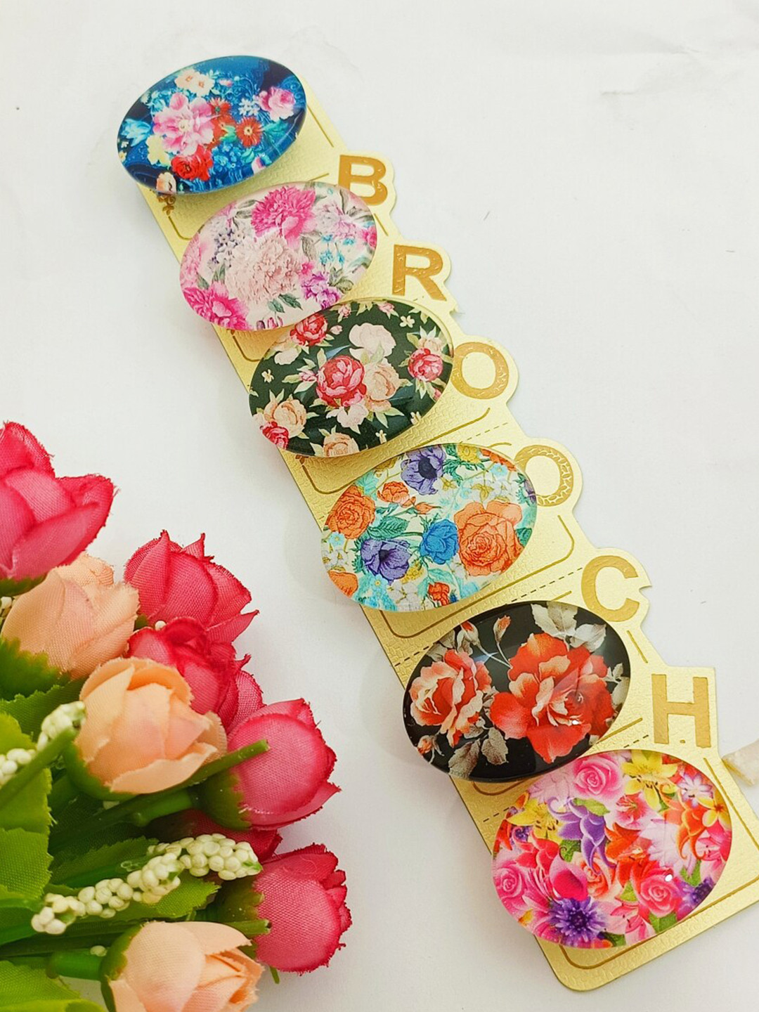 

FEMMIBELLA Women Set Of 6 Floral Printed Saree Brooches, Pink