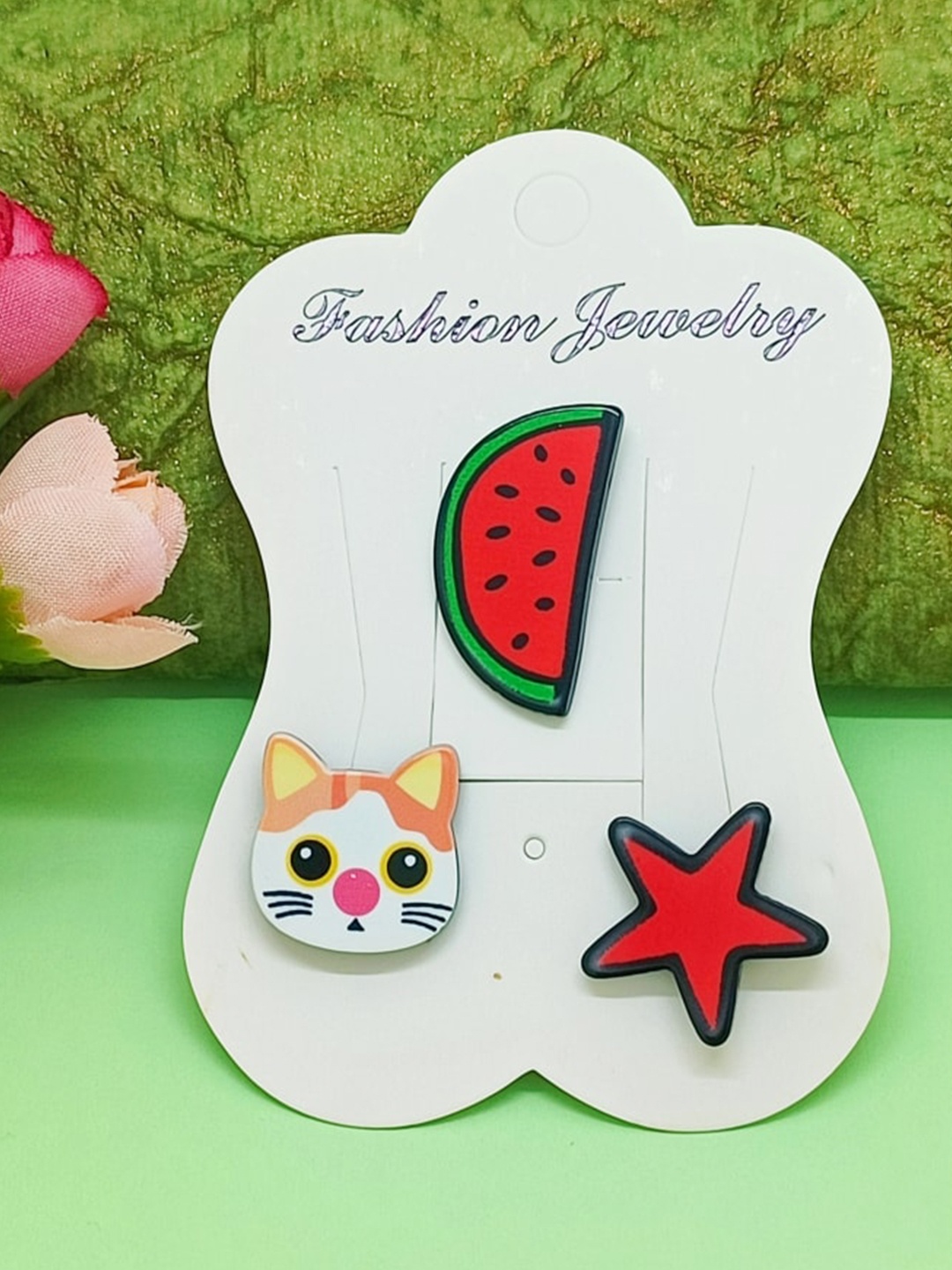 

FEMMIBELLA Kids Set Of 3 Kids Lapel Pin, Red