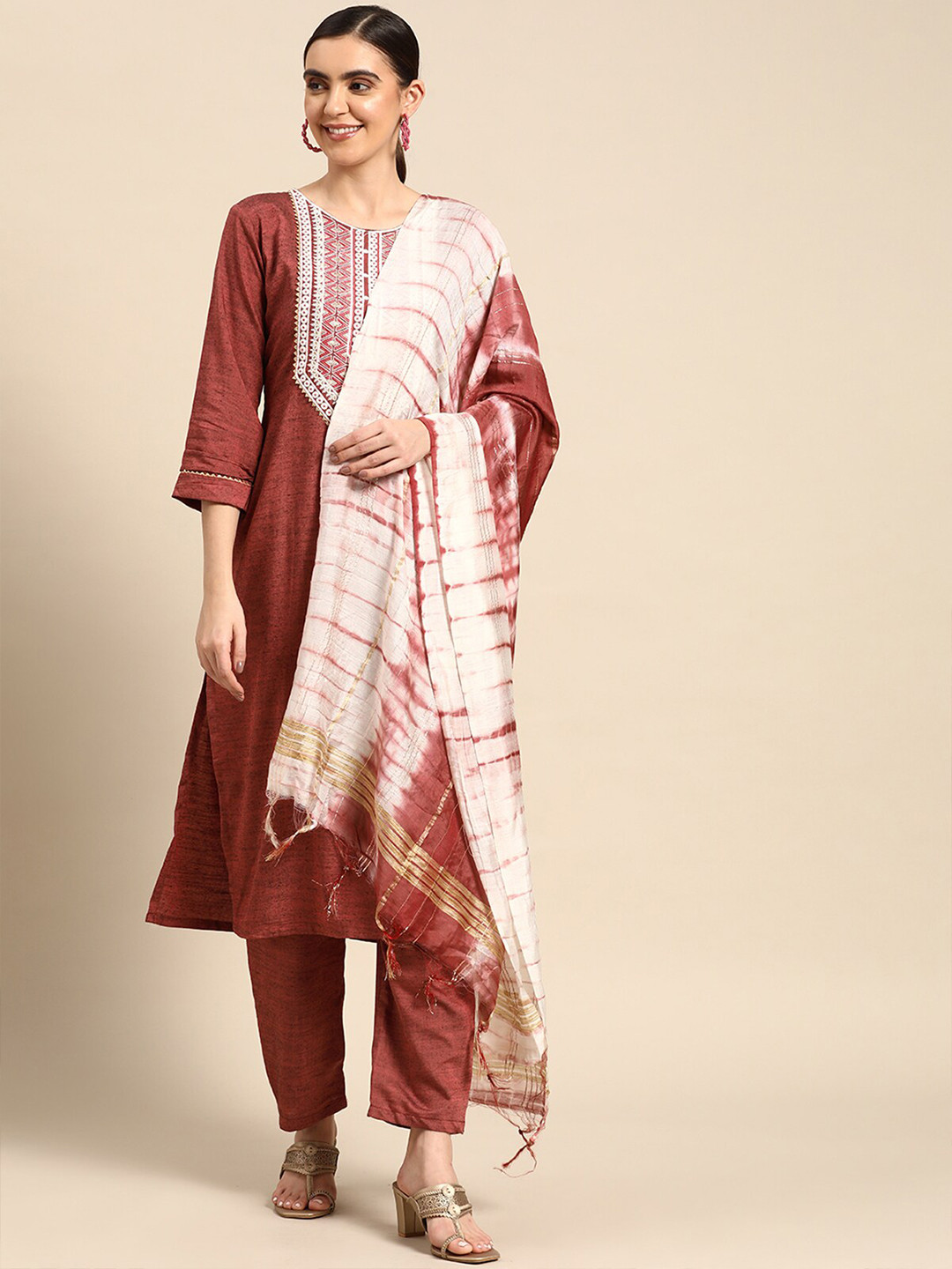 

ODETTE Yoke Design Regular Thread Work Kurta with Trousers & Dupatta, Maroon