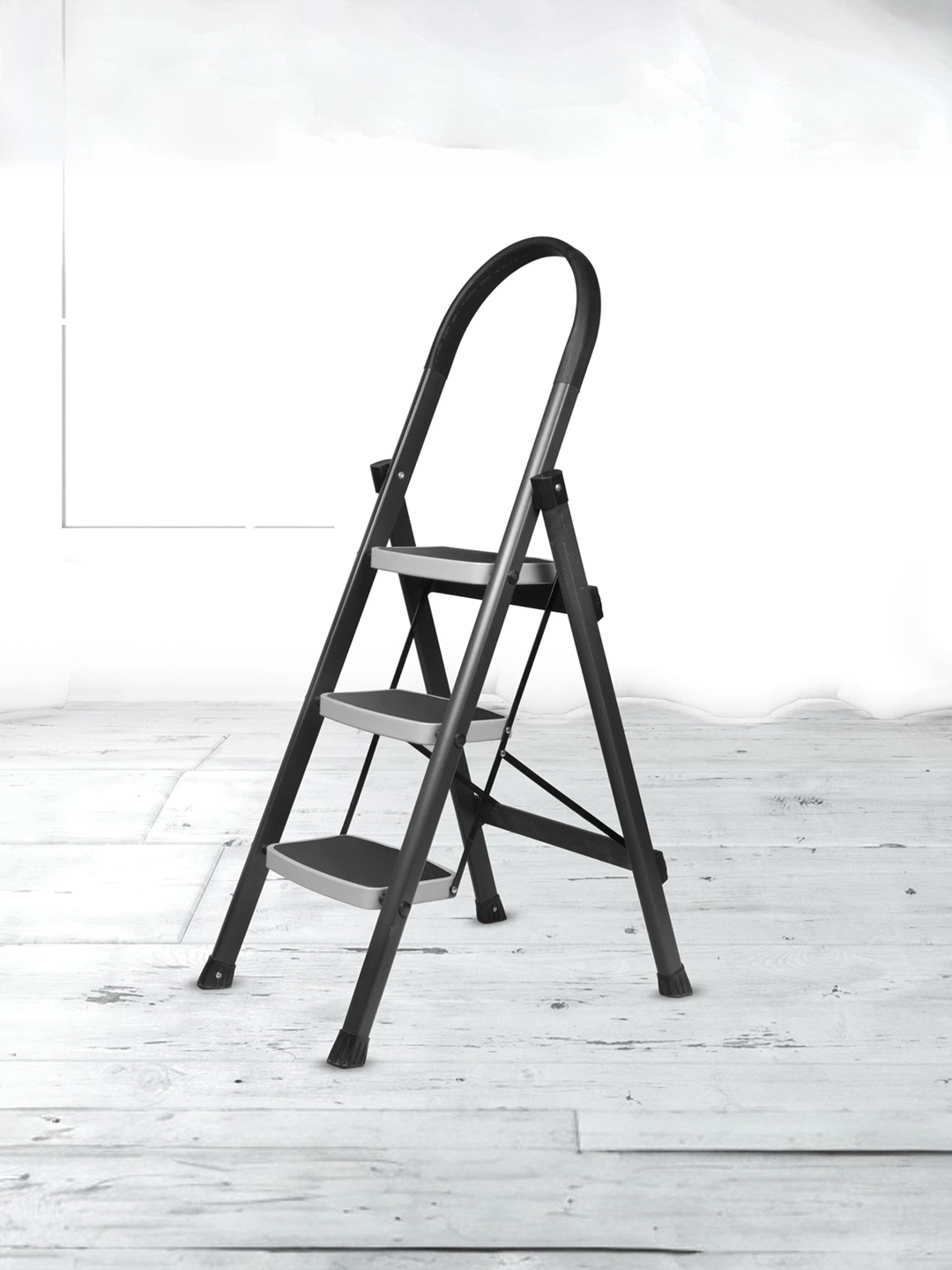 

Plantex Grey Anti-Skid 3 Step Ladder