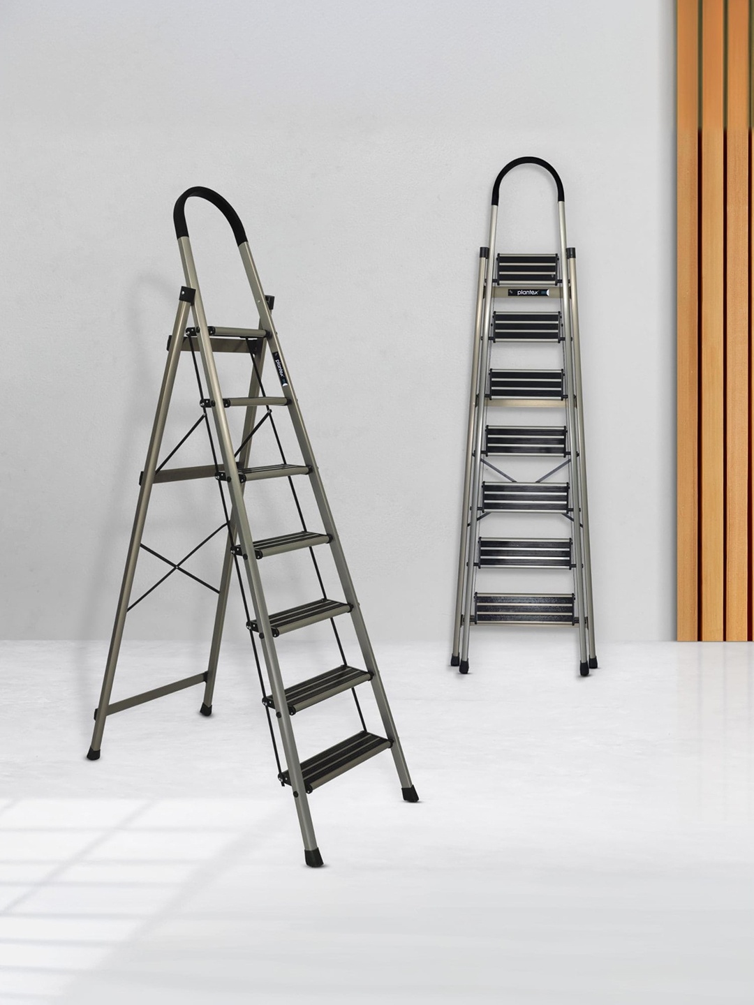 

Plantex Brown Foldable Anti-Skid 7 Step Ladder, Gold