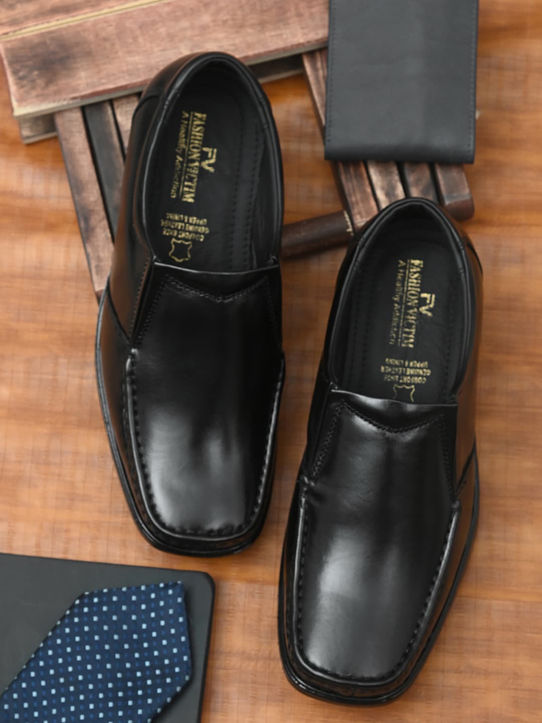 

Fashion Victim Men Leather Formal Slip-On Shoes, Black