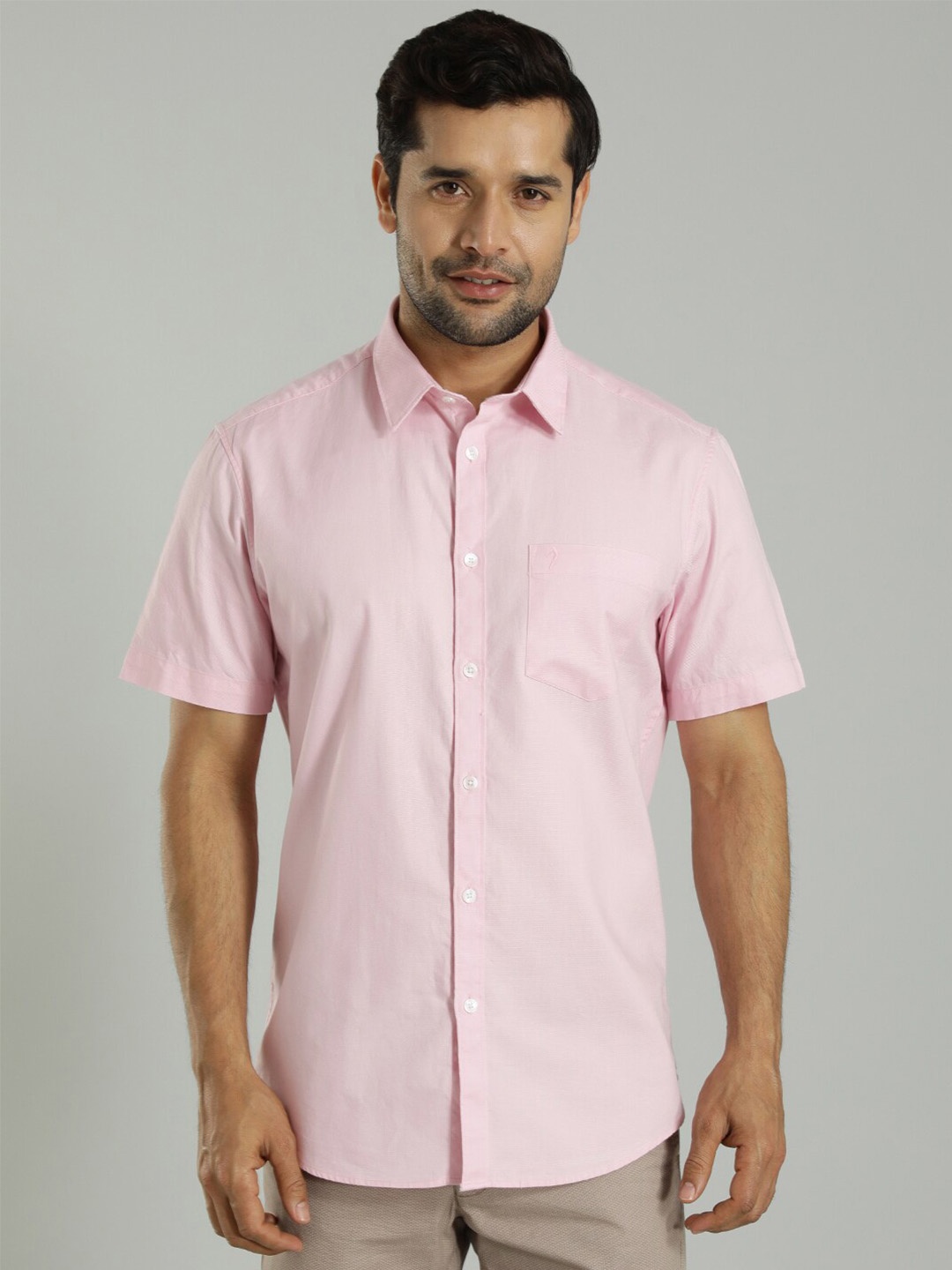 

Indian Terrain Slim Fit Short Sleeves Pure Cotton Casual Shirt, Pink
