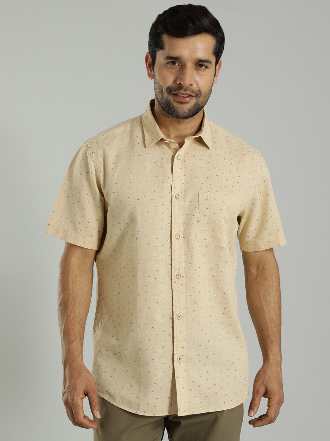 

Indian Terrain Micro Ditsy Printed India Slim Fit Opaque Casual Shirt, Brown