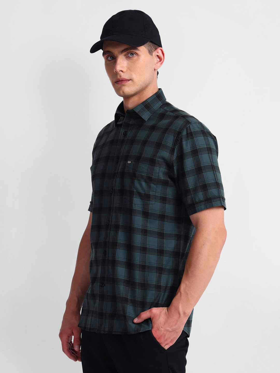 

Arrow Sport Buffalo Checked Spread Collar Short Sleeves Casual Shirt, Grey