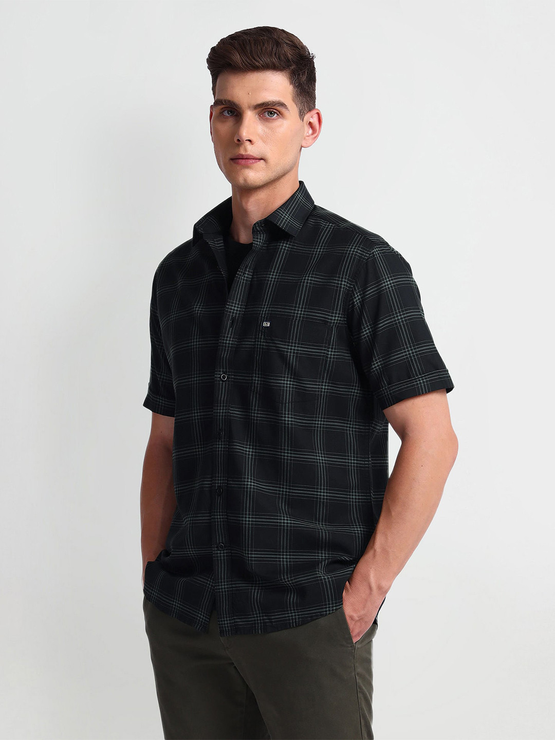 

Arrow Sport Checked Spread Collar Short Sleeves Cotton Casual Shirt, Black