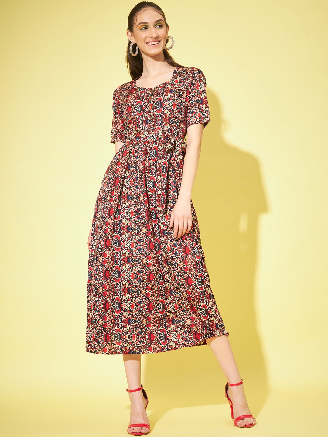 Slenor Floral Print Sweetheart Neck Crepe Tie-Ups Fit & Flare Midi Dress, Black
