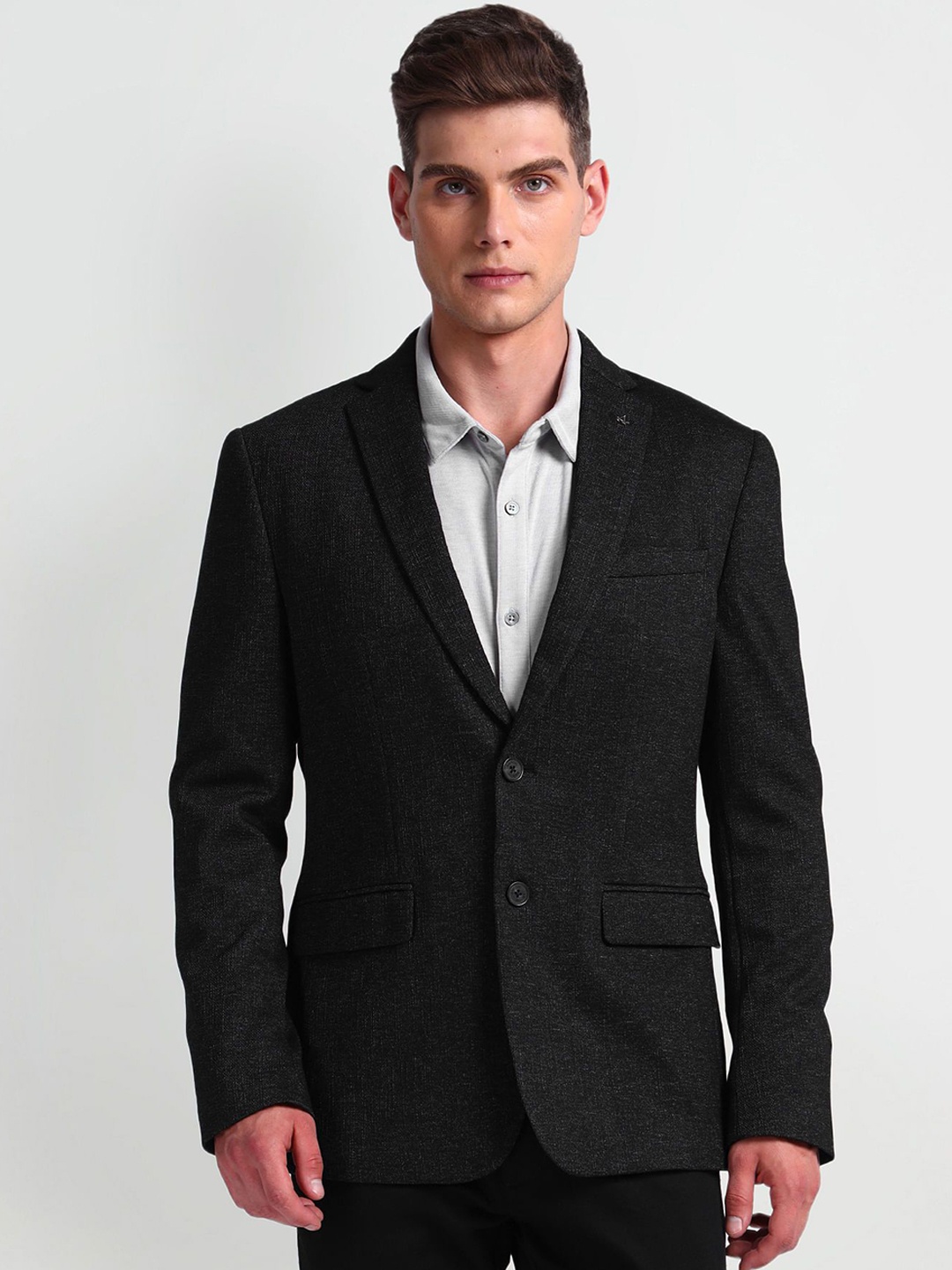 

Arrow Notched Lapel Single-Breasted Slim-Fit Casual Blazer, Black