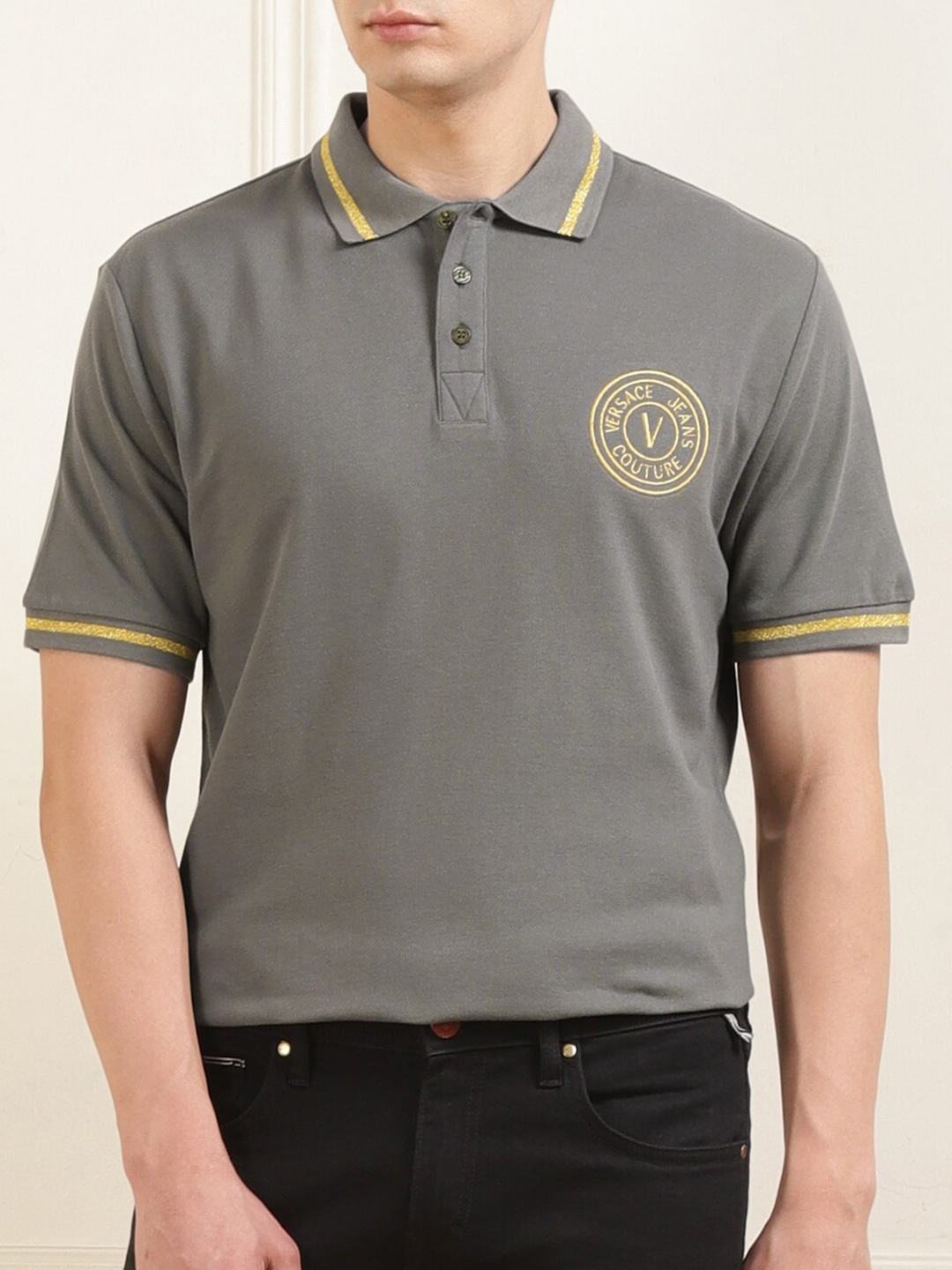 

Versace Jeans Couture Men Applique Polo Collar T-shirt, Olive