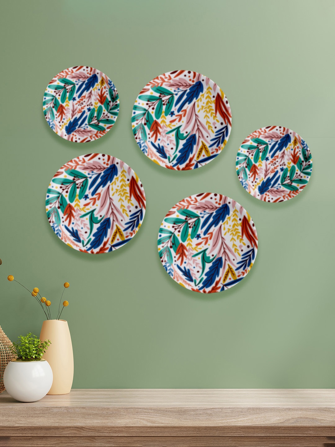 

nestroots White & Green 5 Pieces Ceramic Playful Petals Wall Plate, Multi