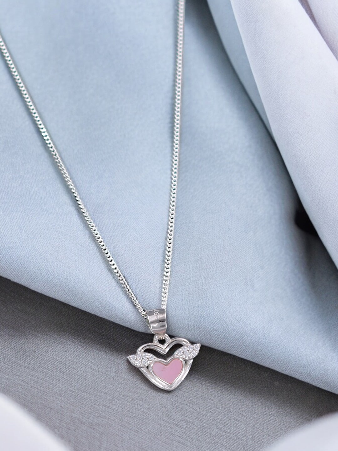 

Taraash Heart Shaped Pendants with Chains, Silver