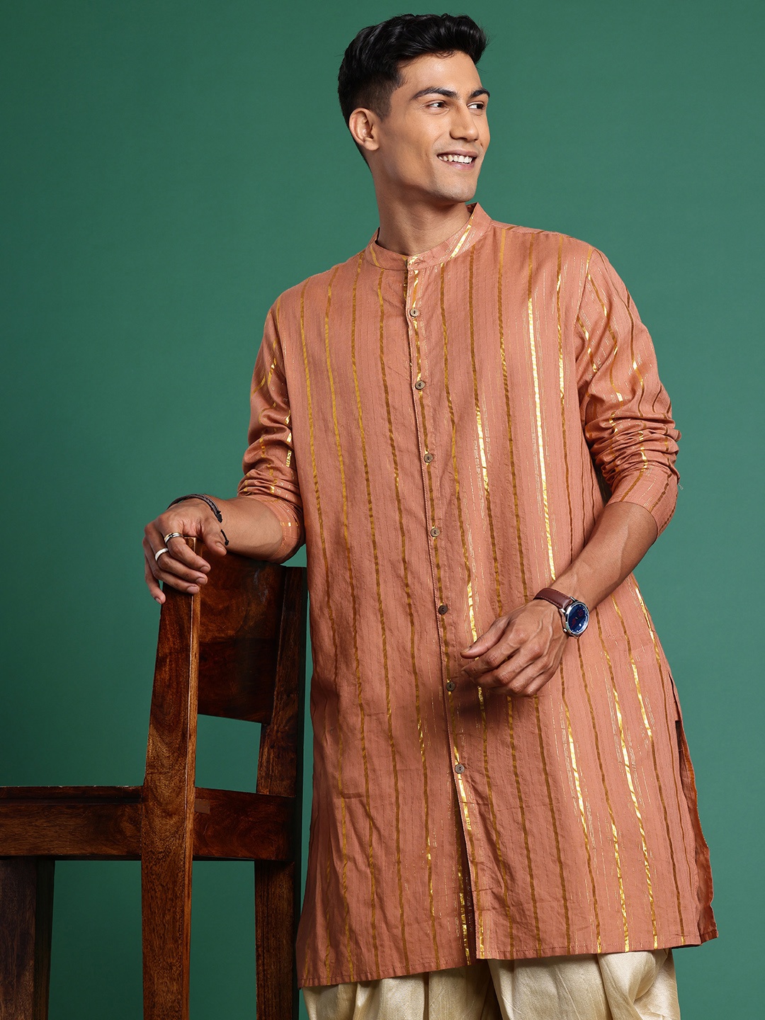 

Sangria Men Striped Mandarin Collar Pure Cotton Kurta, Brown