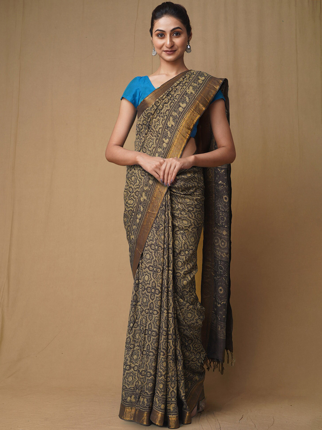 

Unnati Silks Ajrak Block Zari Pure Silk Handloom Chanderi Saree, Grey