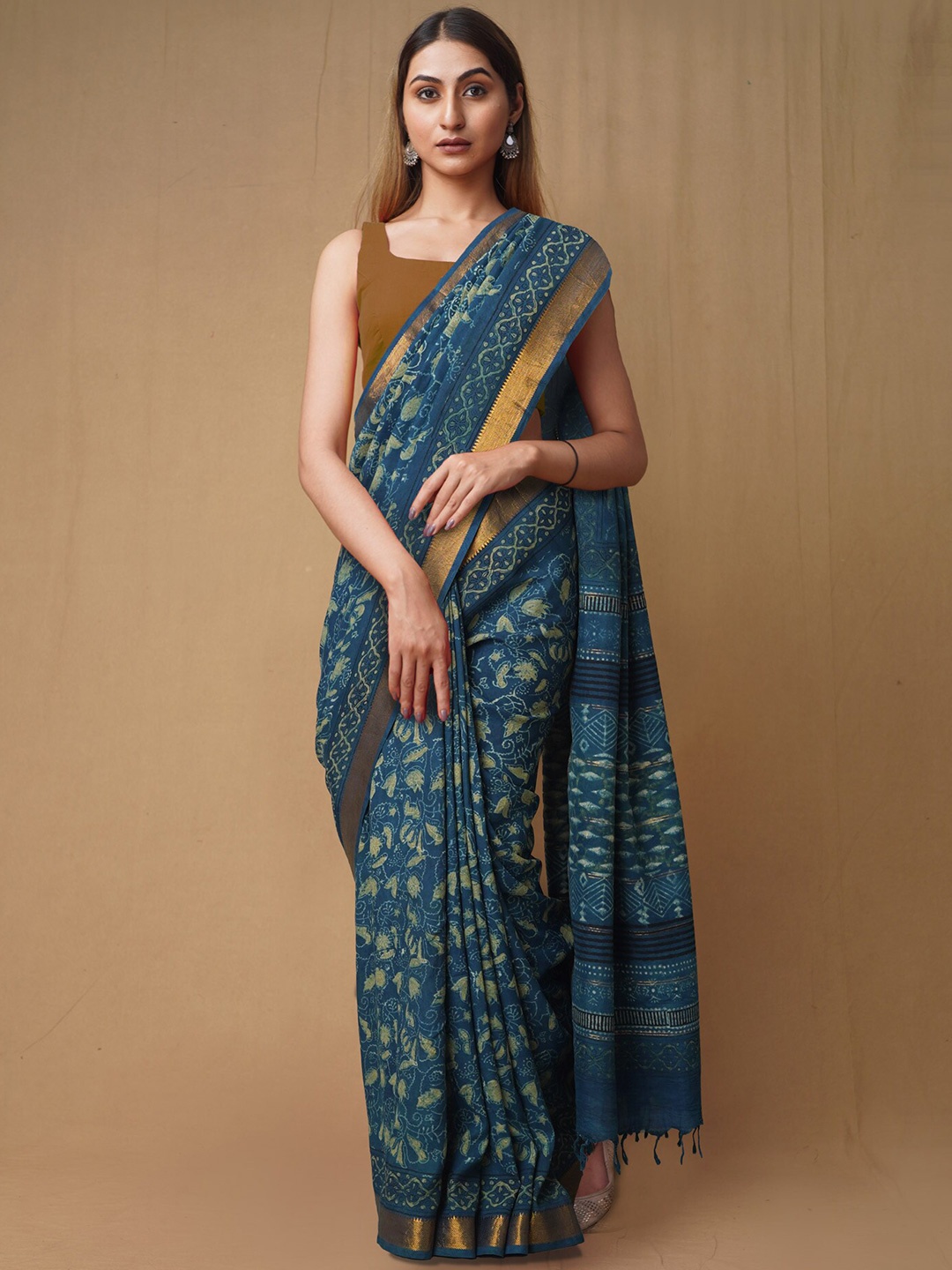 

Unnati Silks Ajrak Block Zari Pure Silk Handloom Saree, Blue