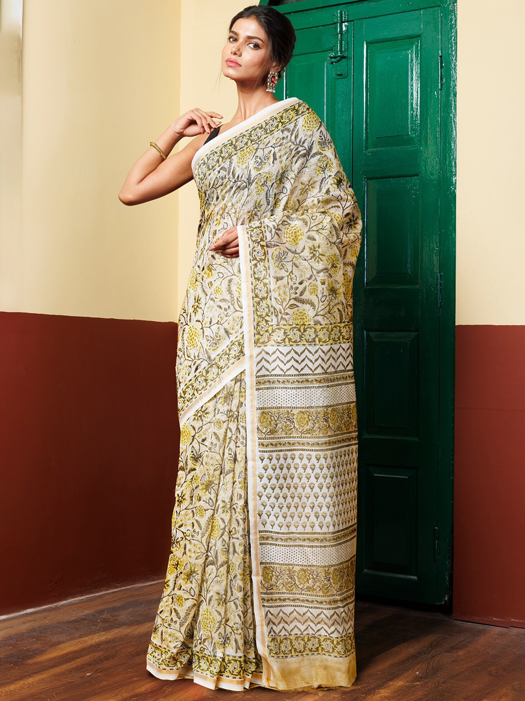 

Unnati Silks Ethnic Motifs Silk Cotton Handloom Chanderi Saree, Brown