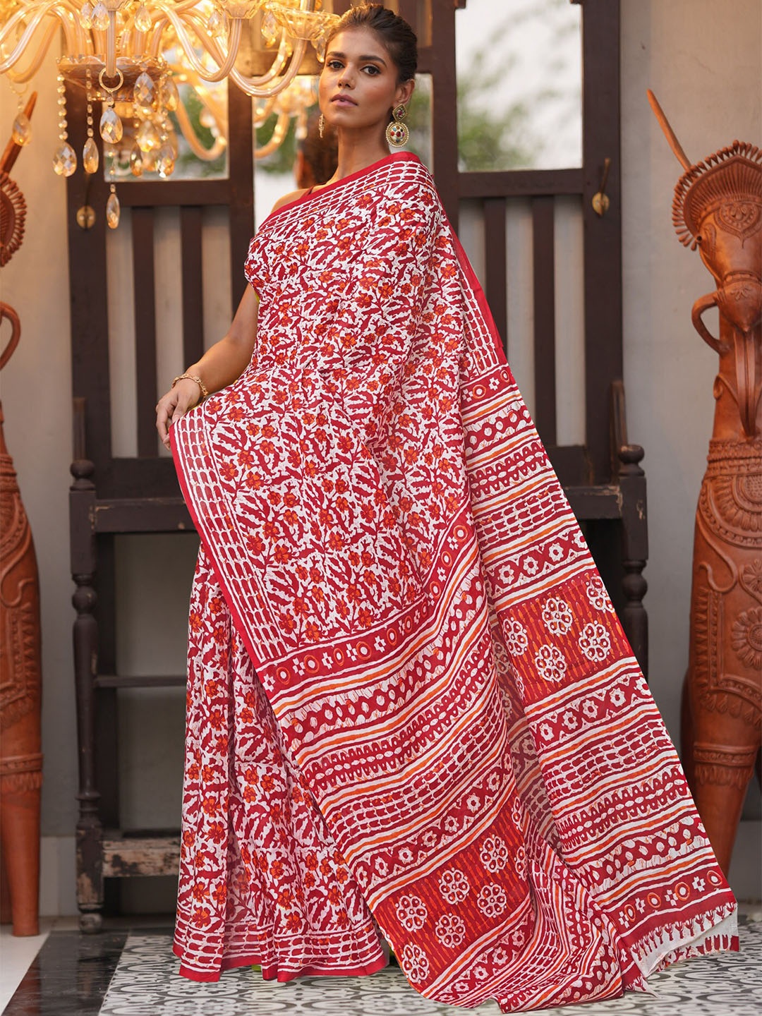 

Unnati Silks Ethnic Motifs Pure Cotton Block Print Saree, White