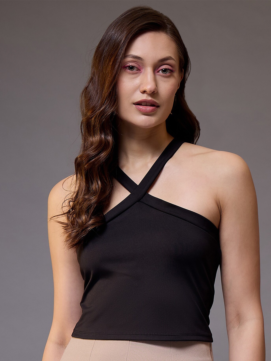 

KASSUALLY Women Halter Neck Sleeveless Solid Top, Black
