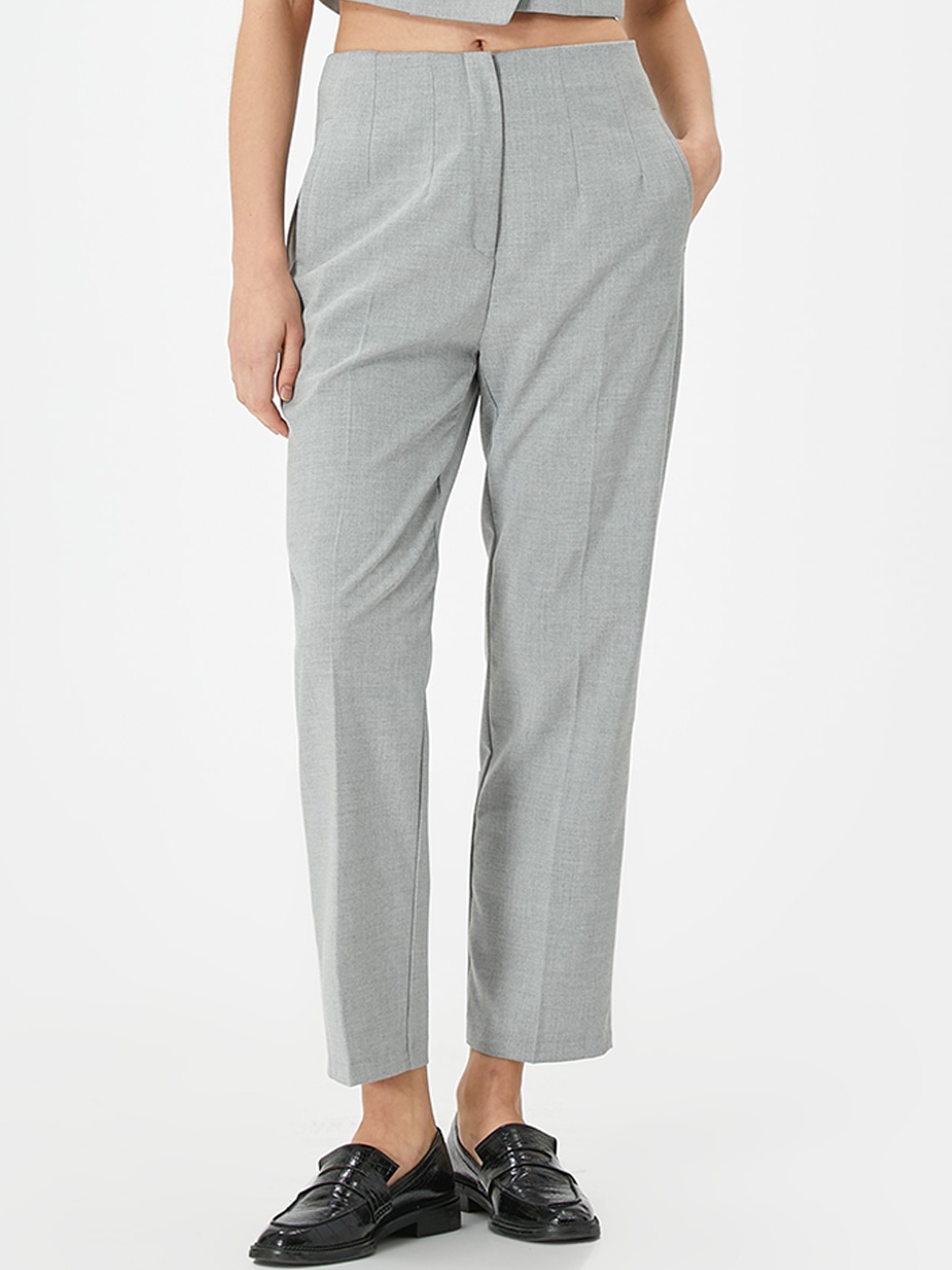 

Koton Women Mid-Rise Plain Regular Trousers Trousers, Grey